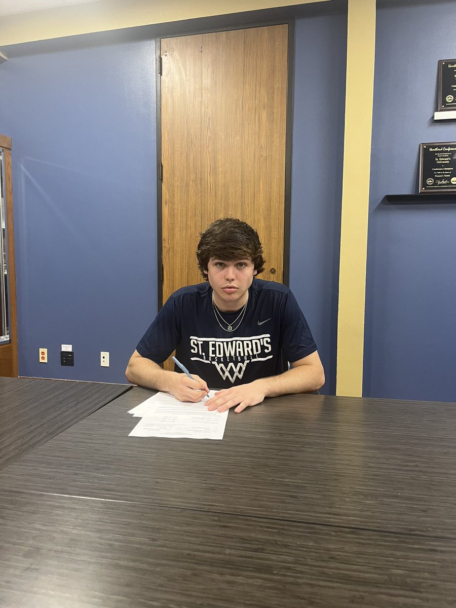 Russell "Coach V" Vanlandingham tweet media