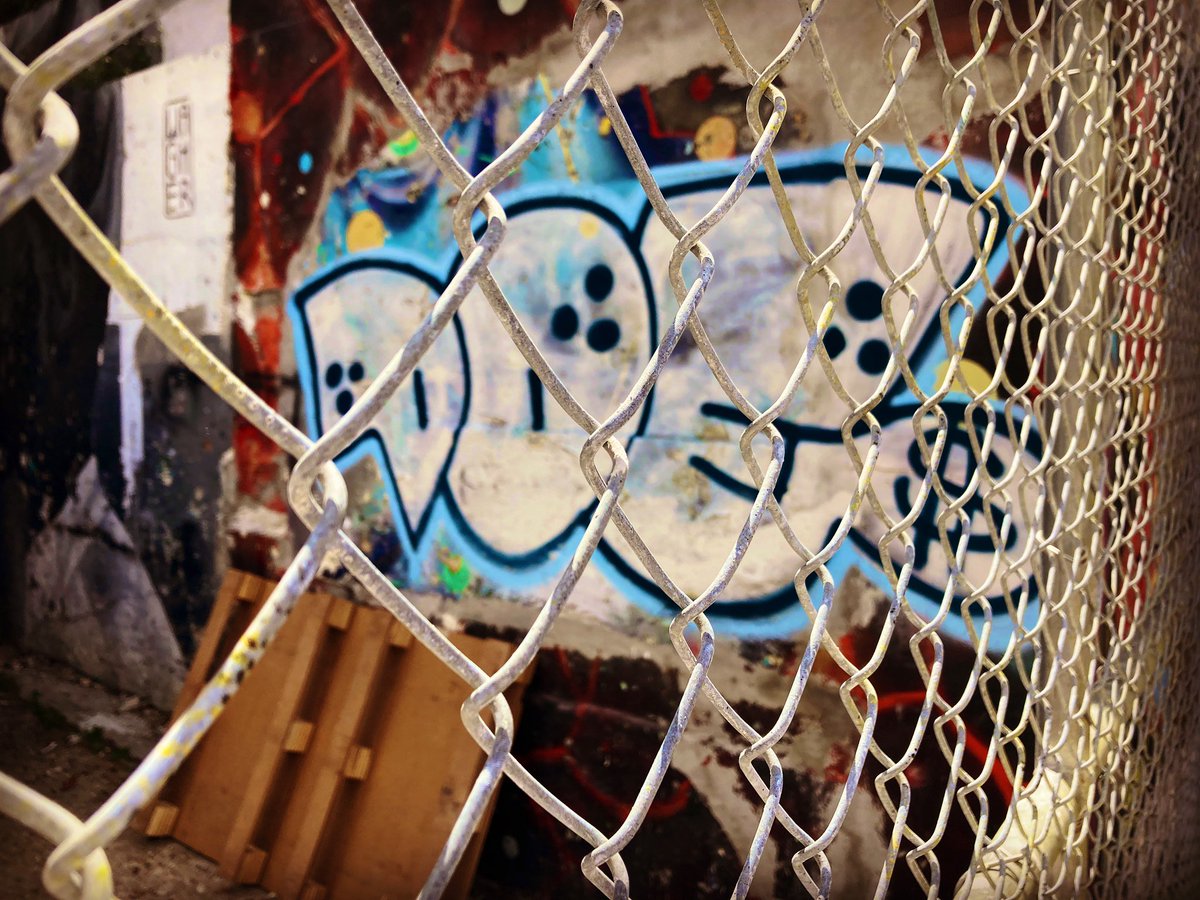 dirtydoerecords's tweet photo. I DONT DO SHIT HOPING IT POPS OFF OR SOMEONE “DISCOVERS” ME. I DO THIS CAUSE I LUH THIS SHYT. #MIAMI #GRAFFITI https://t.co/J9EYnxyXpR