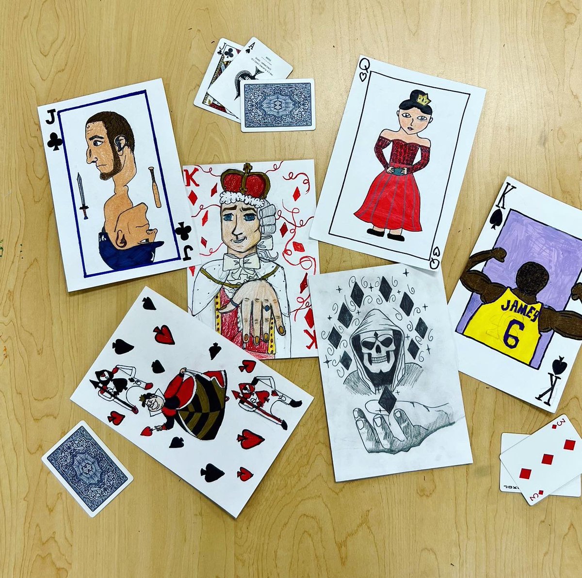 8th grade Art students picked a random card from a deck to inspire a drawing with choice media. ♠️ ♥️ #art <a href="/BAM_MS_Official/">Brambleton Middle</a> #creativity <a href="/krhackett/">Katie Hackett</a> #arted #artteacher #drawing #playingcards #middleschoolart #creativedrawing #artprompt #drawingprompt #artistcards #k12artchat