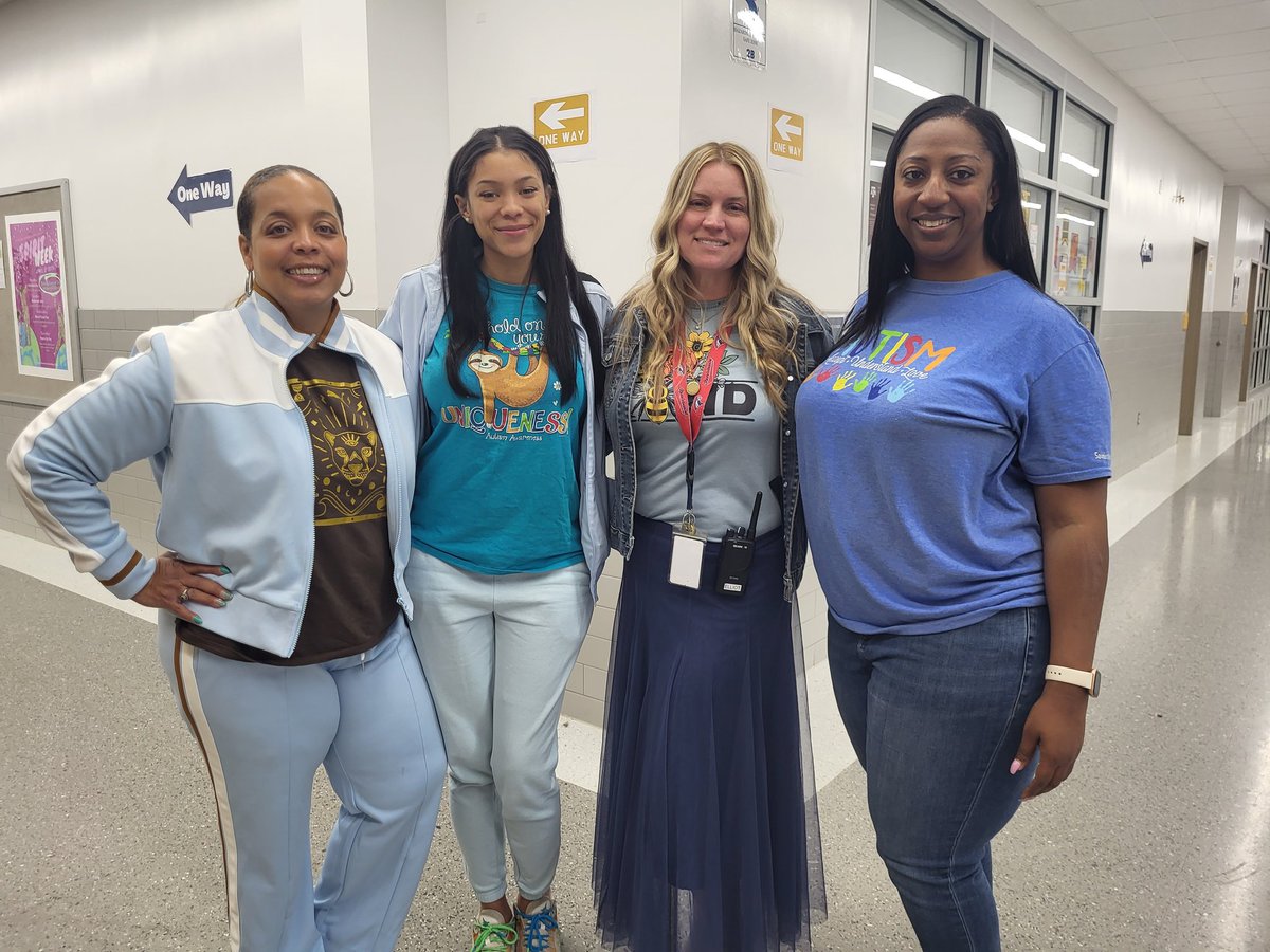 AKA.MSDIVA.TEACH tweet media