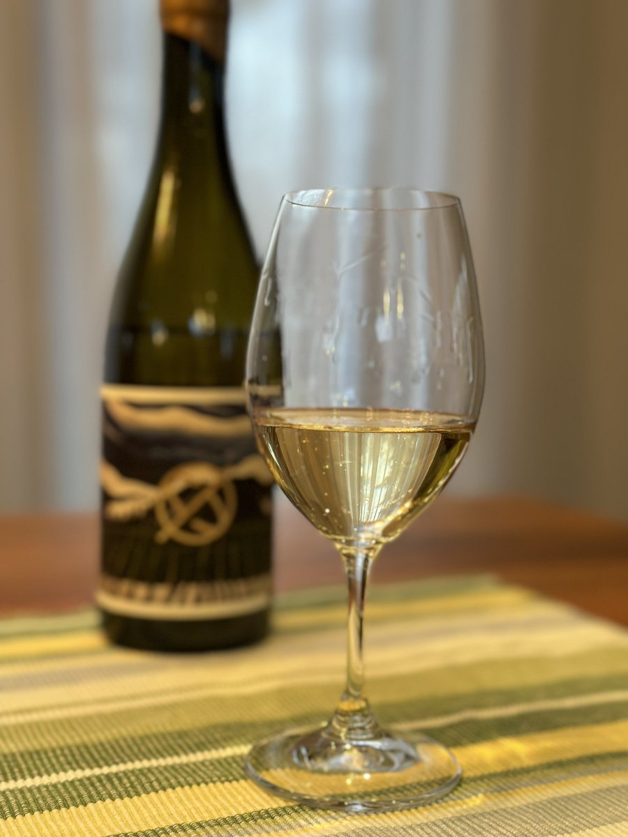 Look what arrived today. <a href="/sorenwine/">Søren Wine</a> <a href="/geoffreybmoss/">Geoffrey Moss MW</a> An outstanding viognier with a very very long life ahead. There is so much going here for a young wine. The acidity is razor sharp, holding everything together.