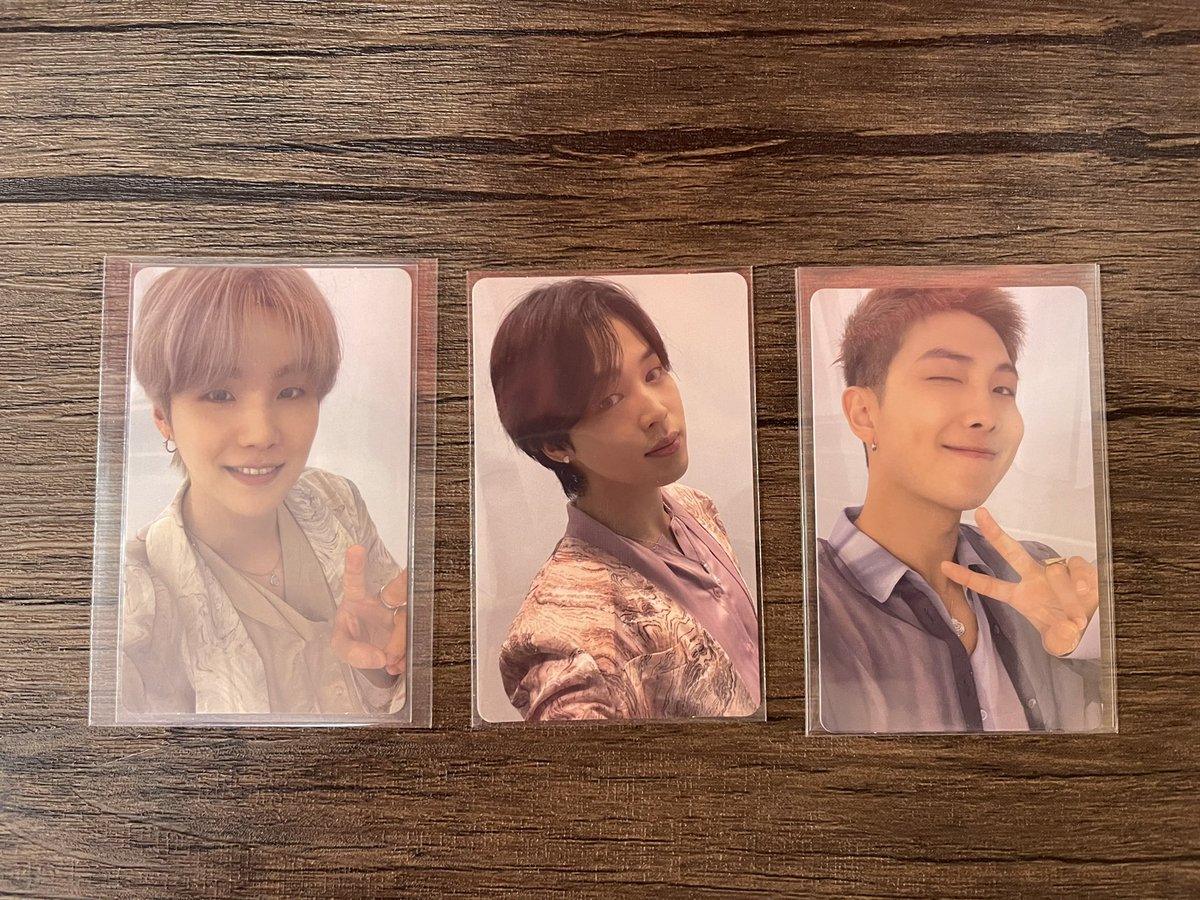Looking to complete your Proof? 

Take all random pc from the compact album for 1k

*with some flaws

#btsproof #sugaproof #jiminproof #namjoonproof