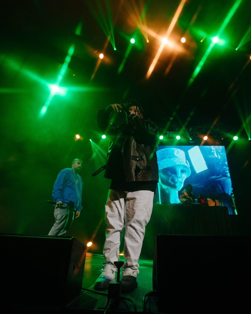 Yung_Chowder's tweet photo. First time on Tour was one to remember! I know my city proud #530 https://t.co/b2jJuJFSx7