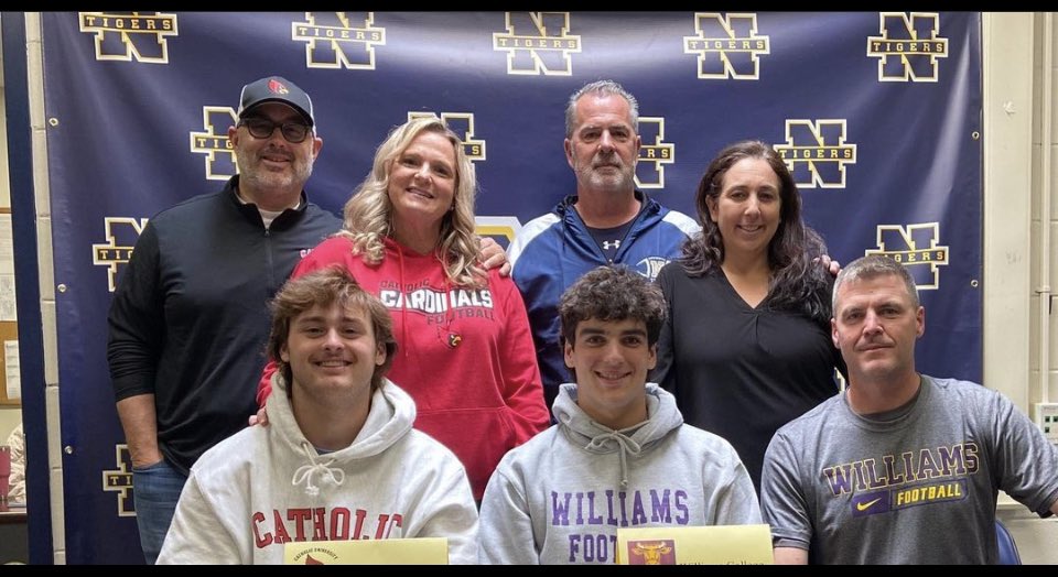 nhs_ftb_booster's tweet photo. Can’t wait for the future, but you will always be Tigers!!! Good luck @Timcleary_17 and @owen_johansen26 . Go Tigers!!! @NPTTigerSports @CatholicU_FB @WilliamsEphsFB https://t.co/TSpzTVA3ch