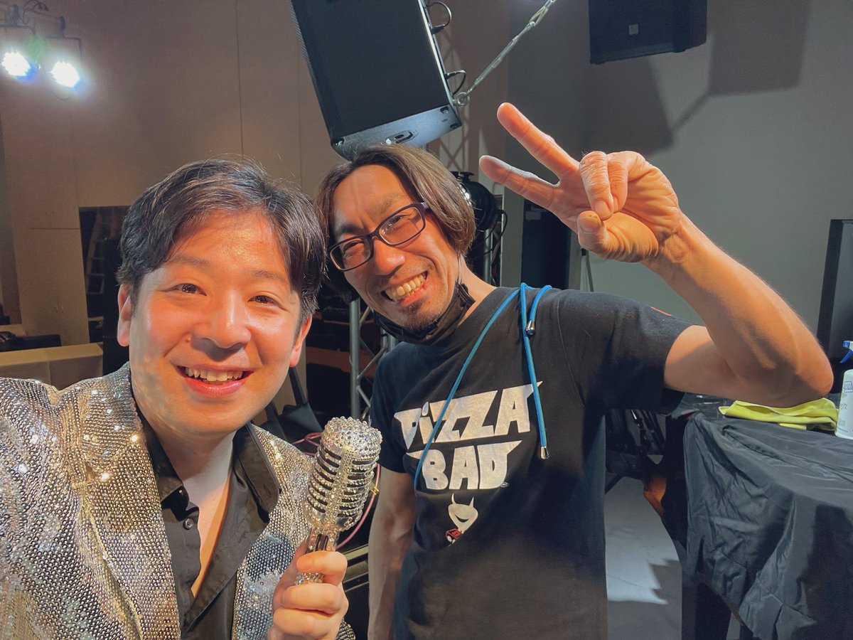 吉田純也 Yoshida Junya (@junya_1983ngsk) on Twitter photo 昨夜 BIG BIRD BAND
ご来場いただき ありがとうございました!
楽しかった〜〜〜
2枚目
いつも助けていただいている しのびーさん 昨夜 BIG BIRD BAND
ご来場いただき ありがとうございました!
楽しかった〜〜〜
2枚目
いつも助けていただいている しのびーさん