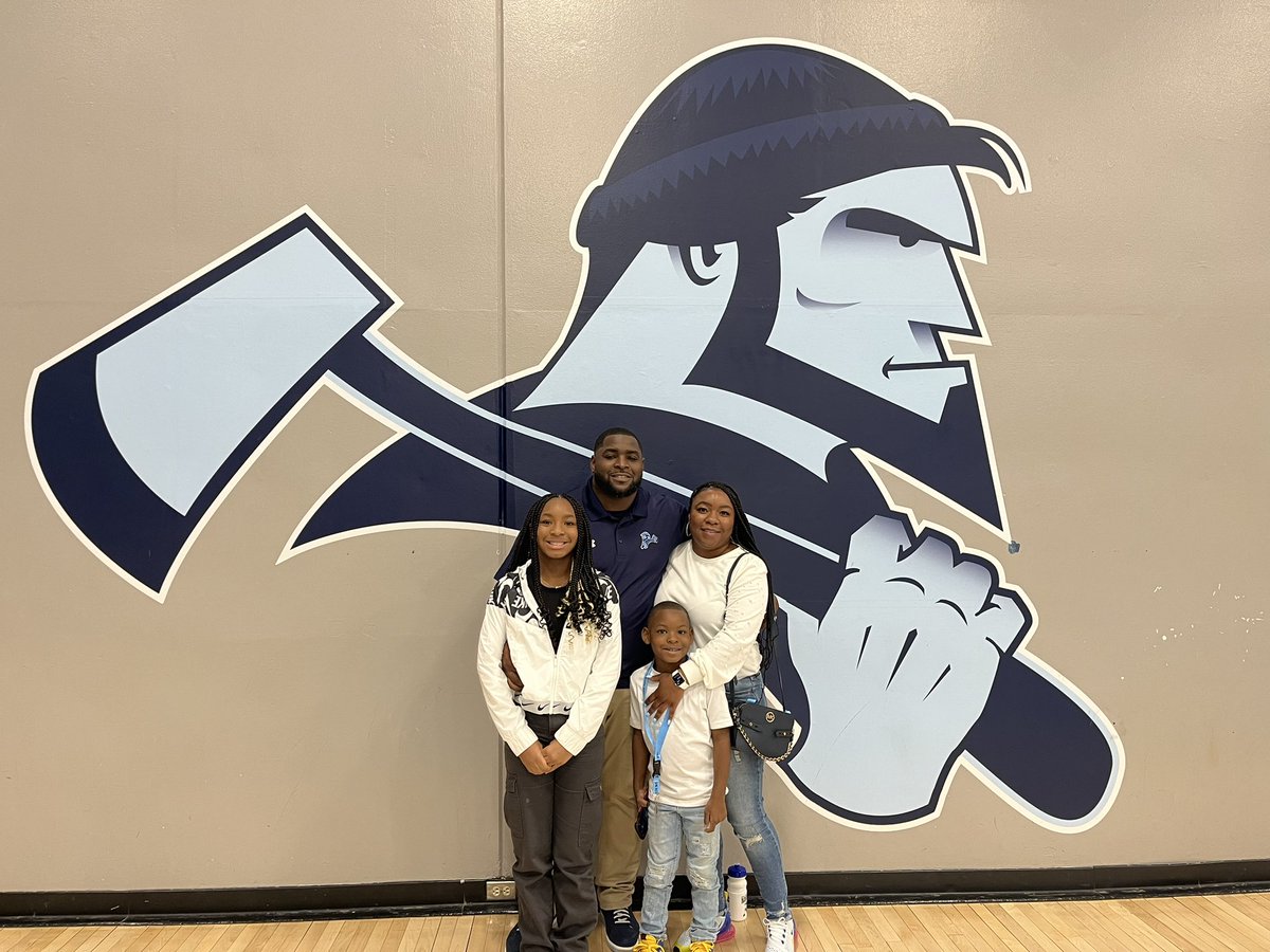 Northmen_Cval's tweet photo. Welcome to the @Northmen_OPHS Family! Men’s head basketball coach Sherron Collins. Very excited to watch him get to work. @Northmen_MBB https://t.co/AfbOzAPrCY