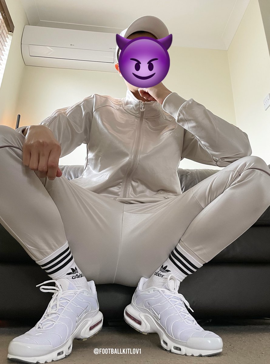 white tn trainers