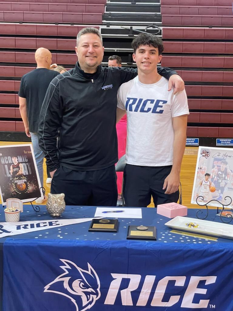 LockdownBBall's tweet photo. We could not be more proud of @Col3_AH2023 and his signing with @RiceMBB . They are getting one of the hardest working players this program has ever seen, and an amazing young man and student.

He continues an extraordinary tradition as the 4th 6' PG we've sent to a D1 program! https://t.co/RgBL6SmrVw