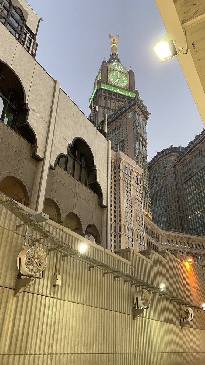 nuiix_'s tweet photo. نستودعك يا الله أدعية فاضت بها القلوب فأستجب لنا يا كريم يا علام الغيوب 🤍. https://t.co/vpXB4OpR1L