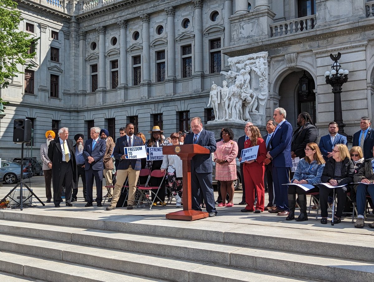 ADLPhiladelphia's tweet photo. "If we are to continue making progress for all Pennsylvanians, we must ensure all Pennsylvanians are protected equally." @AndrewGoretsky joined community leaders, civil rights organizations, and elected officials to support anti-hate crimes legislation. #FightingHate https://t.co/Nx739FllHH