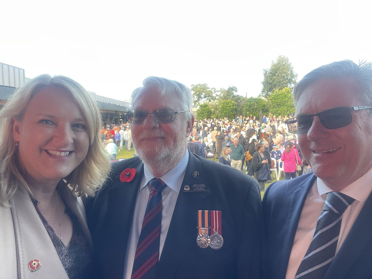 KyleaTink's tweet image. Then onto #LaneCove for their 7:30 service. Fantastic crowd in a beautiful location &amp;amp; a 97 year old veteran from WWII. #WeWillRememberThem #LestWeForget