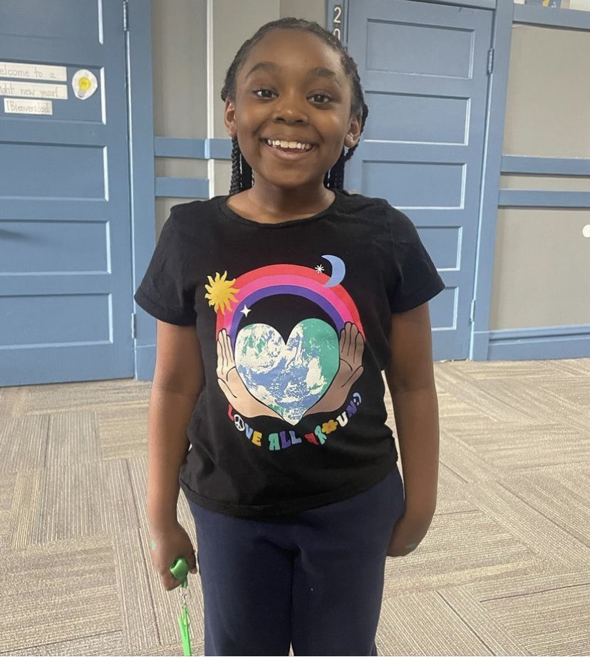 CICS_schools's tweet image. #EarthDay clean up with Ms. Dajani’s kindergarten class at @cicsbucktown 🌍 Never too young to make a difference. #CICS #Bucktown #CleanUp