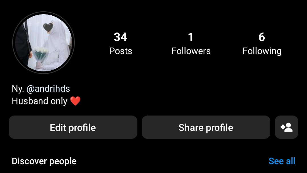 Ketika pengen aplod foto dan ngebucin tapi ga pengen orang lain liat, punya akun yang followersnya cuma ayang adalah jalan ninjaku 🤣