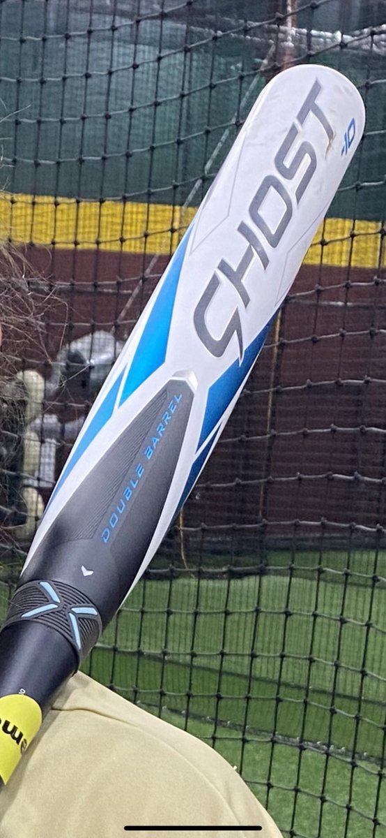 Ayla2027's tweet photo. I’m test driving the brand new Ghost at @dbatevans tonight! 👻 It’s so pretty and it sounds awesome! @EastonFastpitch 
#EastonGhost https://t.co/Htr0zR8fGi