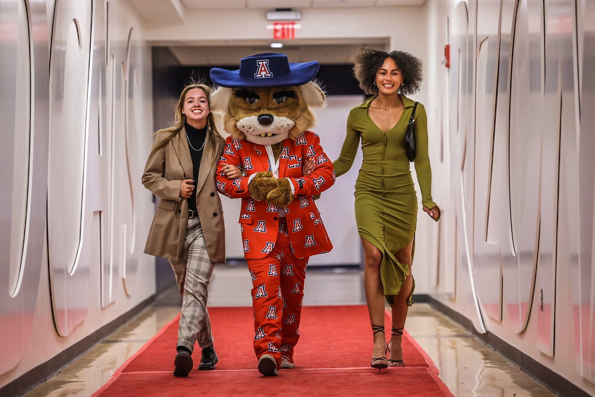 AZATHLETICS's tweet photo. Rolling out the red carpet πΊππΌ
#CATSYS https://t.co/8B6vbJgiZ1