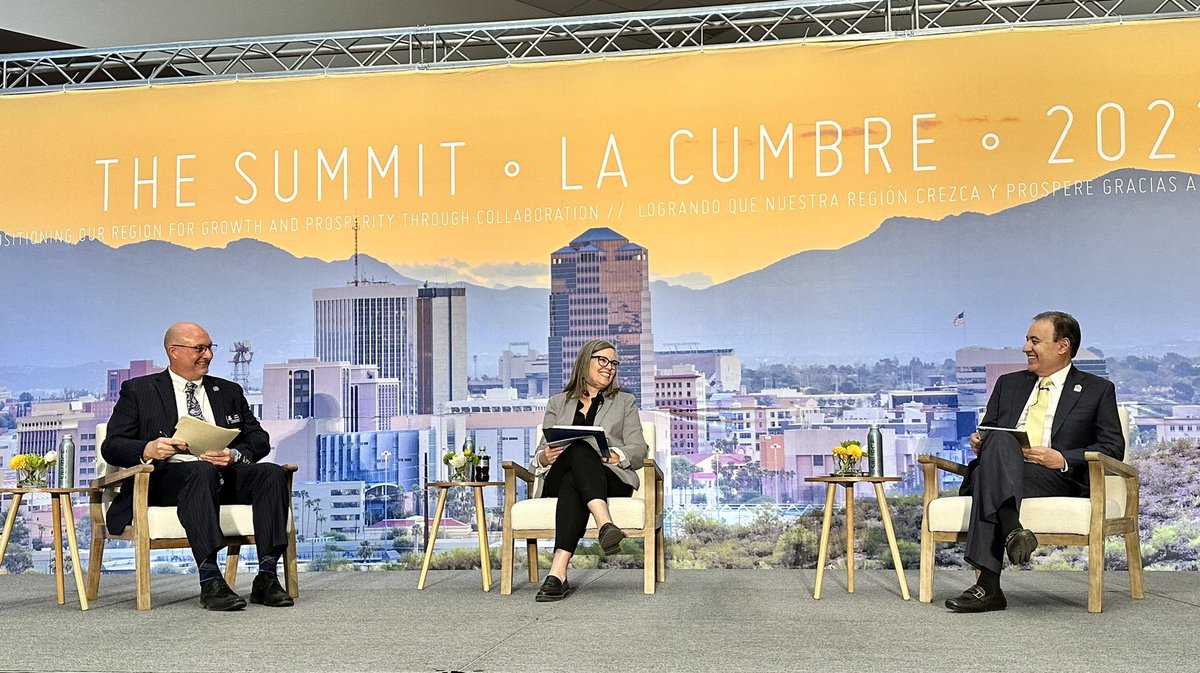 AzMxCom's tweet photo. Arizona @GovernorHobbs & Sonora Governor @AlfonsoDurazo highlight the importance of the Arizona-Mexico relationship & commitments to infrastructure, trade & commerce, tourism, & sustainability during a fireside chat at the @THispanicChmbr Summit. Thanks for the engaging dialogue! https://t.co/xOq6R10vZX