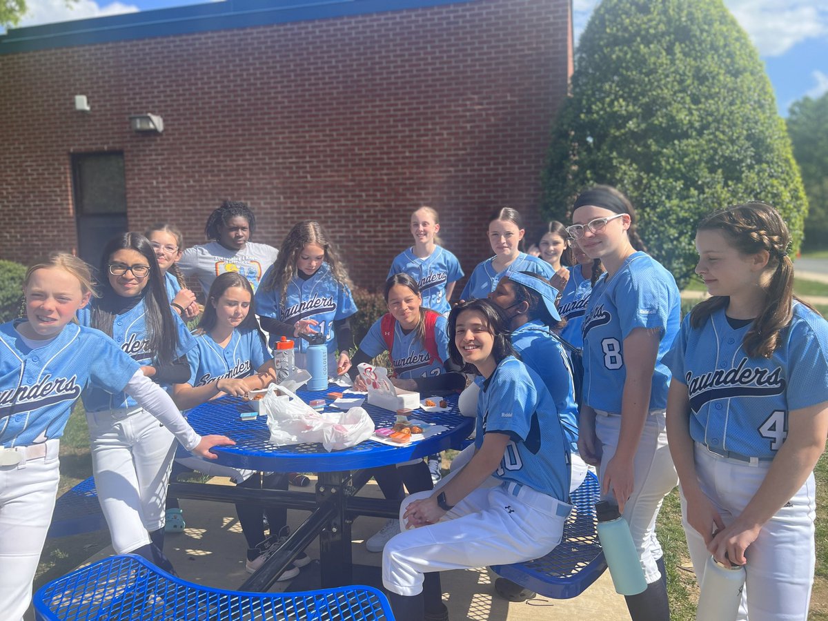 Morgan Lowry tweet media