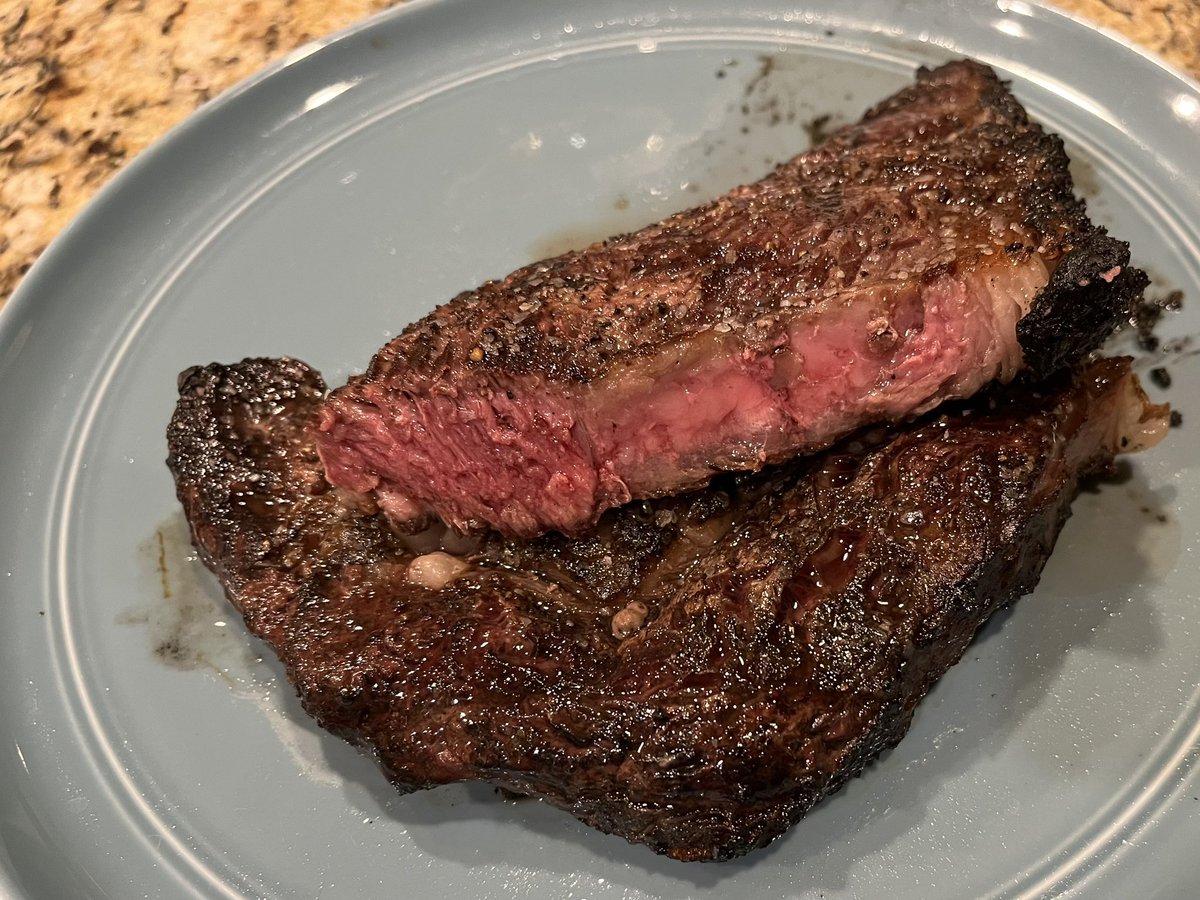 Heineken Tom tweet media