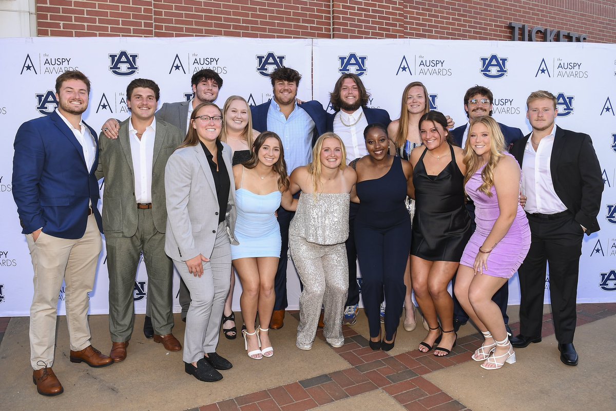 AUTFXC takes on orange carpet at the AUSPYS 📸

#WarEagle