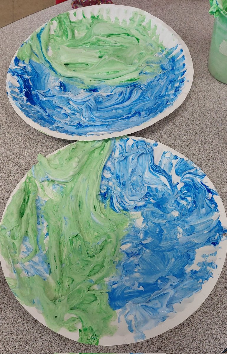 MrsLowGrade1's tweet photo. Make every day Earth Day! 🌎 @Hawthorne_PS https://t.co/7BOrQBDYNu