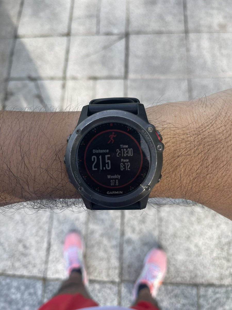 dhiya_aizat's tweet photo. Syukur kaki masih boleh buat half marathon 😂 #LebaRun https://t.co/P8quC8KesW