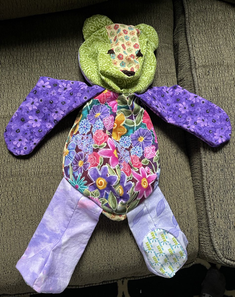 Finished my first rare bear for <a href="/RARE_Science/">RARE Science</a> this weekend and this week of cold weather is making me want to keep going!
