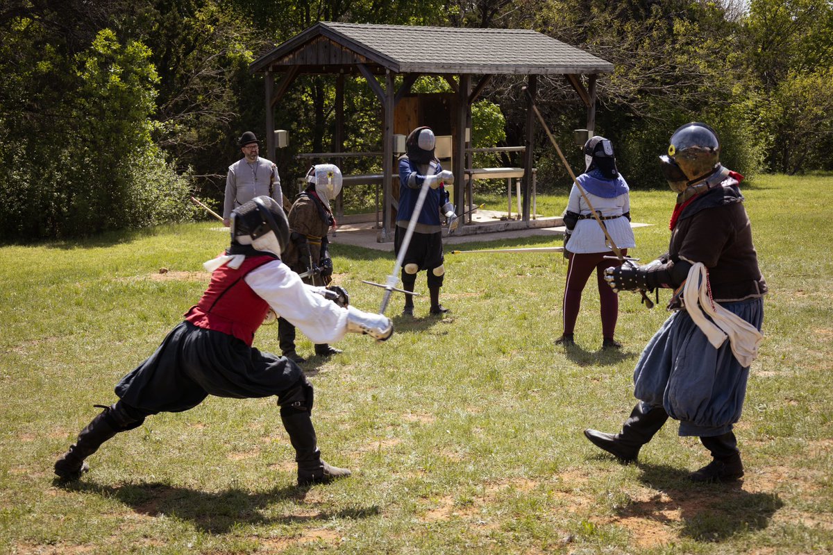“I’ll fight, til from my bones my flesh be hacked.”
Macbeth, act v, sc iii

Masters John Drake and Martin Malone engage in cut and thrust at the Ansteorran Trident event.

#rapier #cutandthrust #westernmartialarts #rapier #ansteorra #mysca