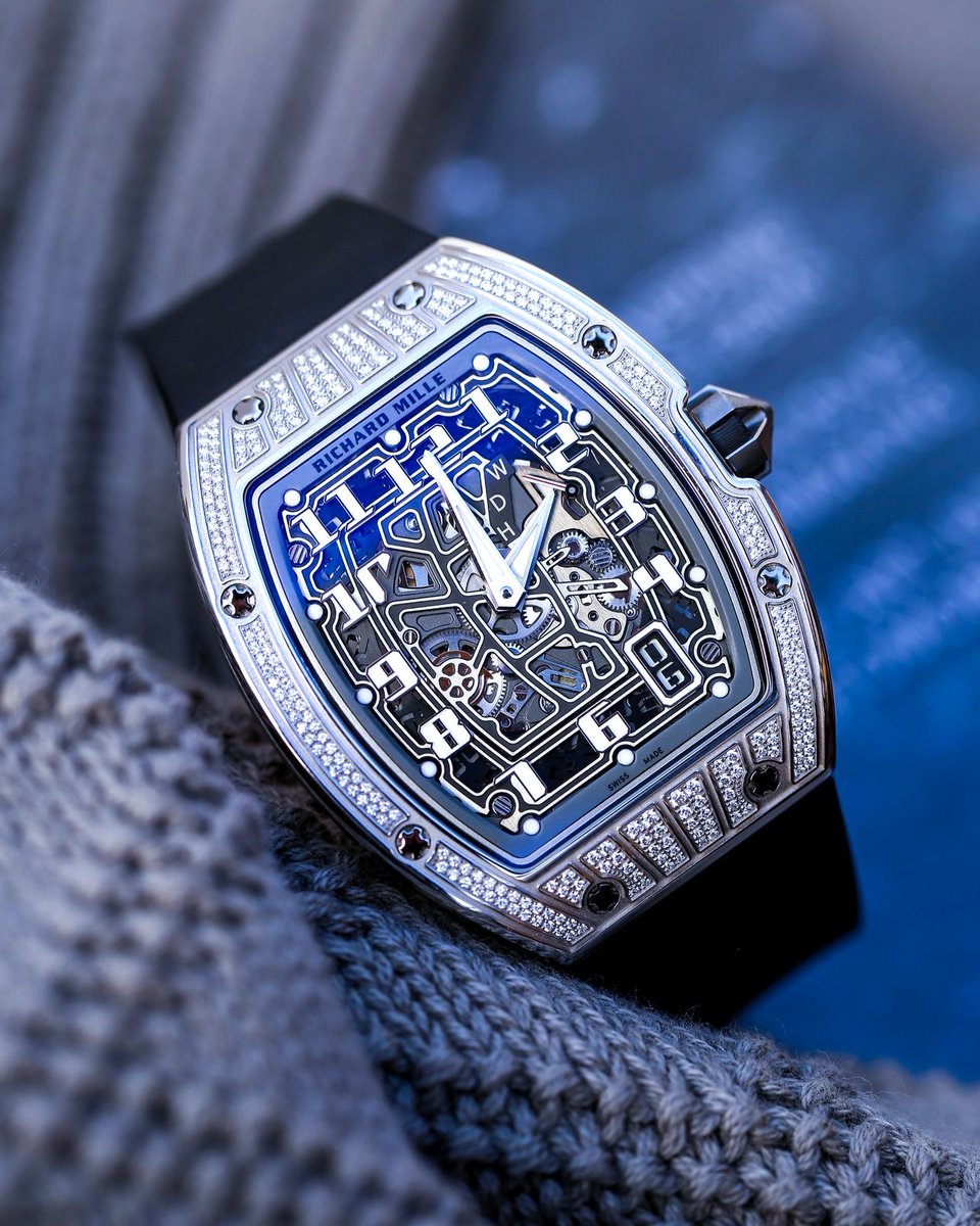 WORLDTIMER_'s tweet photo. How Light Can Be Luxurious: Unboxing The RM 67-01 Titanium Watch Med Set Diamonds Extra Flat 2022 Paper
Price and Watch Detail手錶價錢和詳情:https://t.co/h00XI2Snil
#RichardMilleWatches #RM67 #RichardMilleClub #luxurywatchlife #luxuryLife #luxuryWatch #luxuryWatches #jacobandco https://t.co/nwzydgpnUD