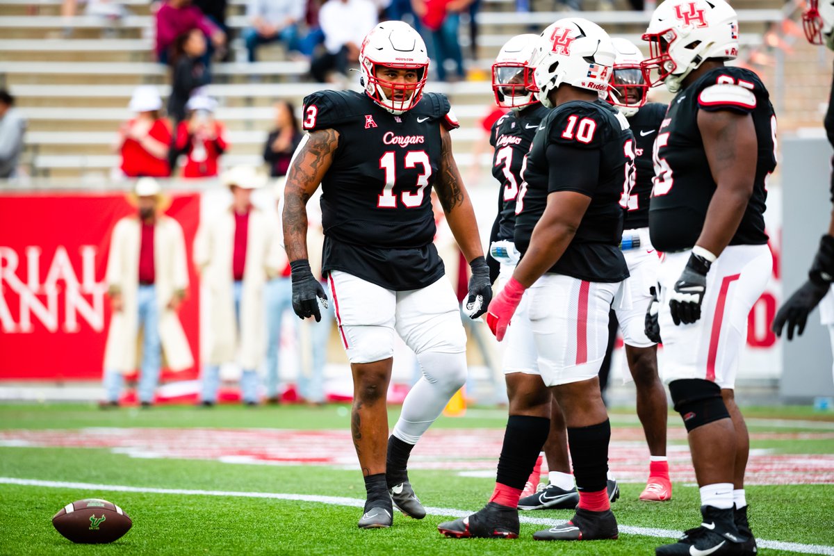 UHCougars's tweet photo. The D.J. Hayden Award goes to Sedrick Williams for overcoming adversity and setback during his career as a Cougar!

#CougarChoice23 https://t.co/bGvm7sYX1r