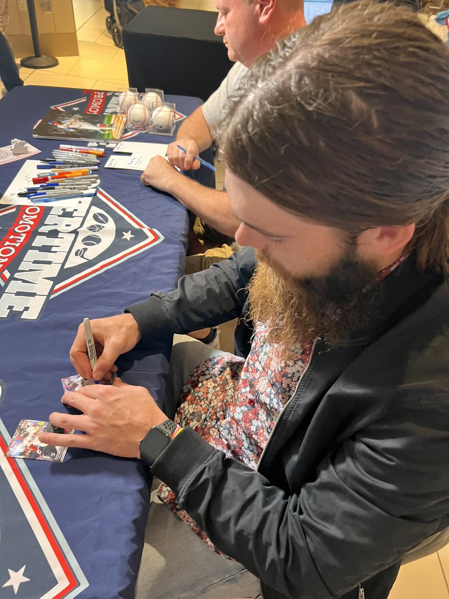 Thank you @phillies Brandon Marsh for taking the time to meet the fans, sign autographs and take lots of pictures! @realPhillyink @cravetheauto