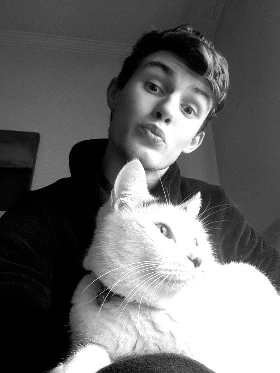 TiagoBrett27's tweet photo. Love you forever 🐱❤ https://t.co/VtKvbqGrPc