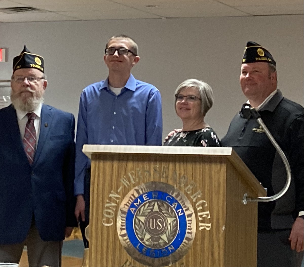 Whitmer_SS's tweet photo. Congrats Jasteen and Anna for being the top-scoring 11th graders on the Americanism test! Thank you to Conn Weissenberger Post 587 for honoring our students tonight. https://t.co/OK1yQnUHU0