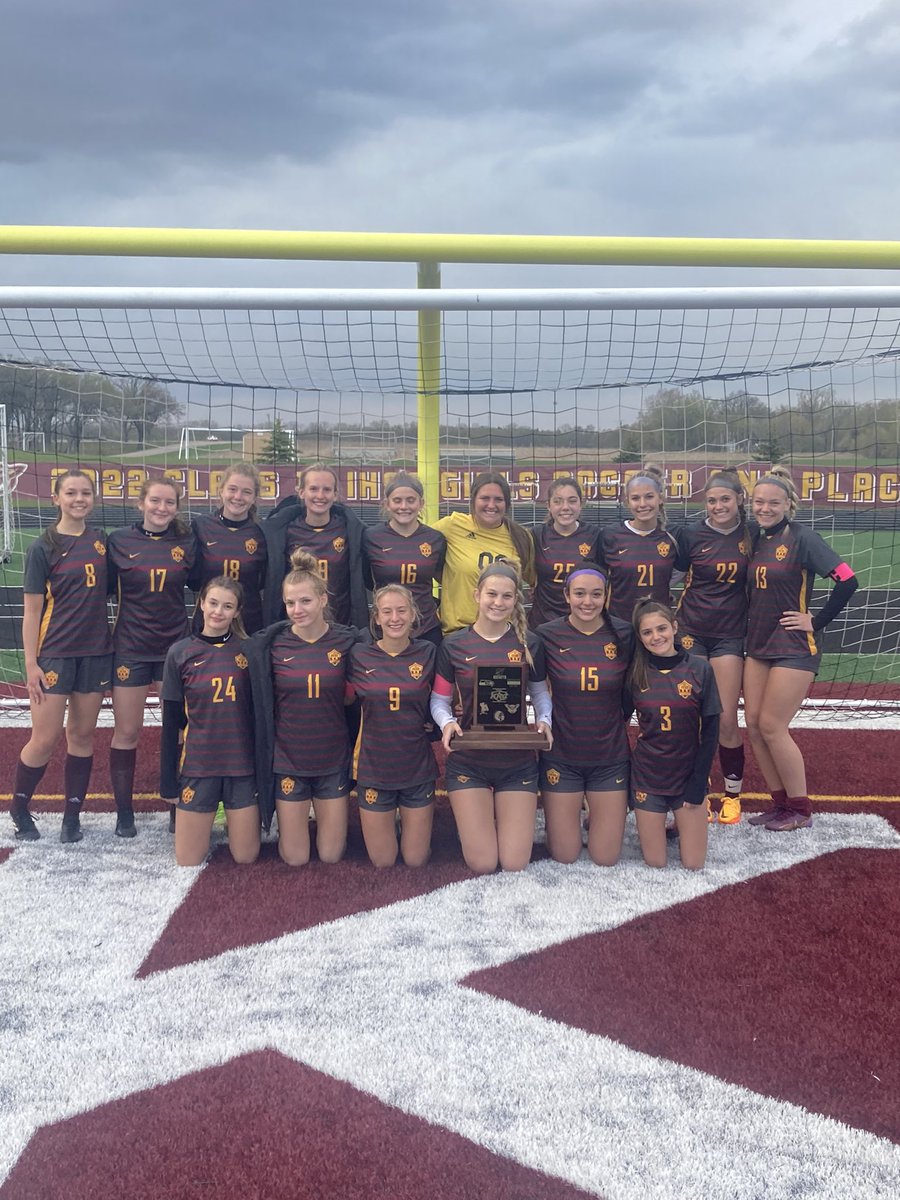 rbchs_soccer's tweet photo. Back to Back to Back KRC Champions! Great job ladies! https://t.co/RPb8mq5Om9