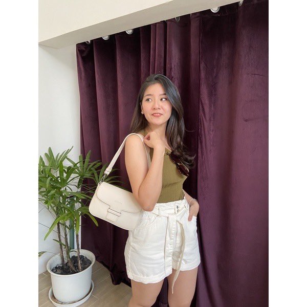 nnch_ji's tweet photo. ส่งต่อ กระเป๋า kappa รุ่นmonday สีivory (รอบdefect) มือ1 400รวมส่ง (จาก650) #choosedress #ส่งต่อเสื้อผ้ามือ2 #ส่งต่อเสื้อผ้า #เสื้อผ้ามือสอง #เสื้อผ้ามือสองสภาพดี #โล๊ะตู้ #เสื้อผ้ามื���2 #vghbkkมือสอง #stylistshop #sistersfabric #cintageshop #mon2sun #rollriroo #kappabkk https://t.co/yFcaUWDASZ