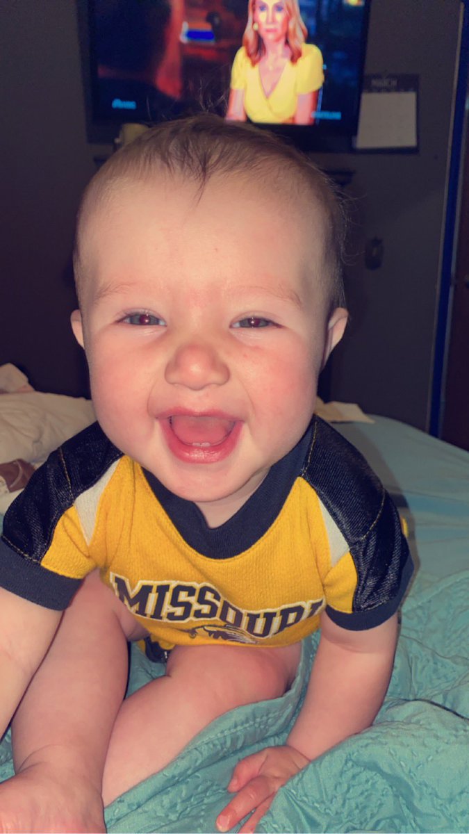 loganbailey0219's tweet photo. Ridley &amp; I have been watching @MizzouSoftball &amp; learning the game! She’ll be ready to be a Tiger in 2040! Everyone will be chanting “MIZ-RID” 💛🐯 #futuretiger https://t.co/c7BKjXDDLg