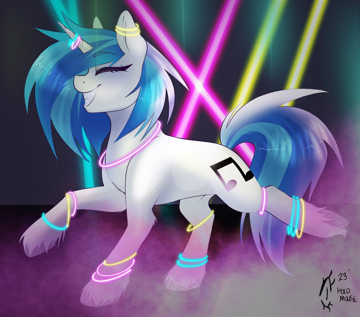 MouseHolo's tweet photo. Vinyl scratch taking a break from the DJ table and enjoying the fun 🕺
#vinylscratch #glowparty #brony #artisticvibes #raveart #mlp #mlpfim
Commissioned by: @Star1wars3 https://t.co/bNmrKuVIMh