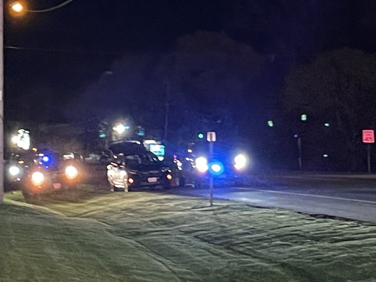 Ben Vahey on Twitter "BREAKINGNEWS Empire Blvd is shut down in both directions due to a two