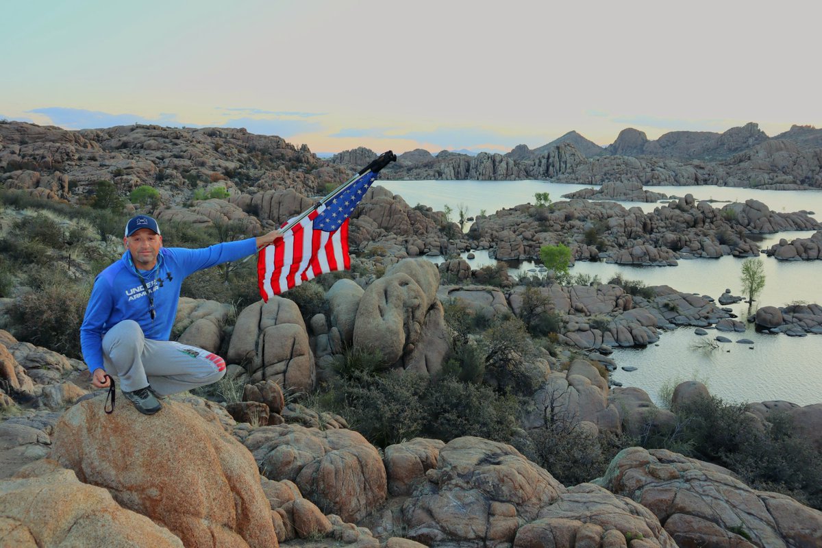 Hunter47539692's tweet photo. Hiker life #hikernomadlife #nomadlife #hiking #hiker #hike #adventure #storyofmylife #watsonlakeloop #adventureusa #Prescott #looptrail #hikingarea #watsonlake #man #trailhead https://t.co/sje9FL00IK