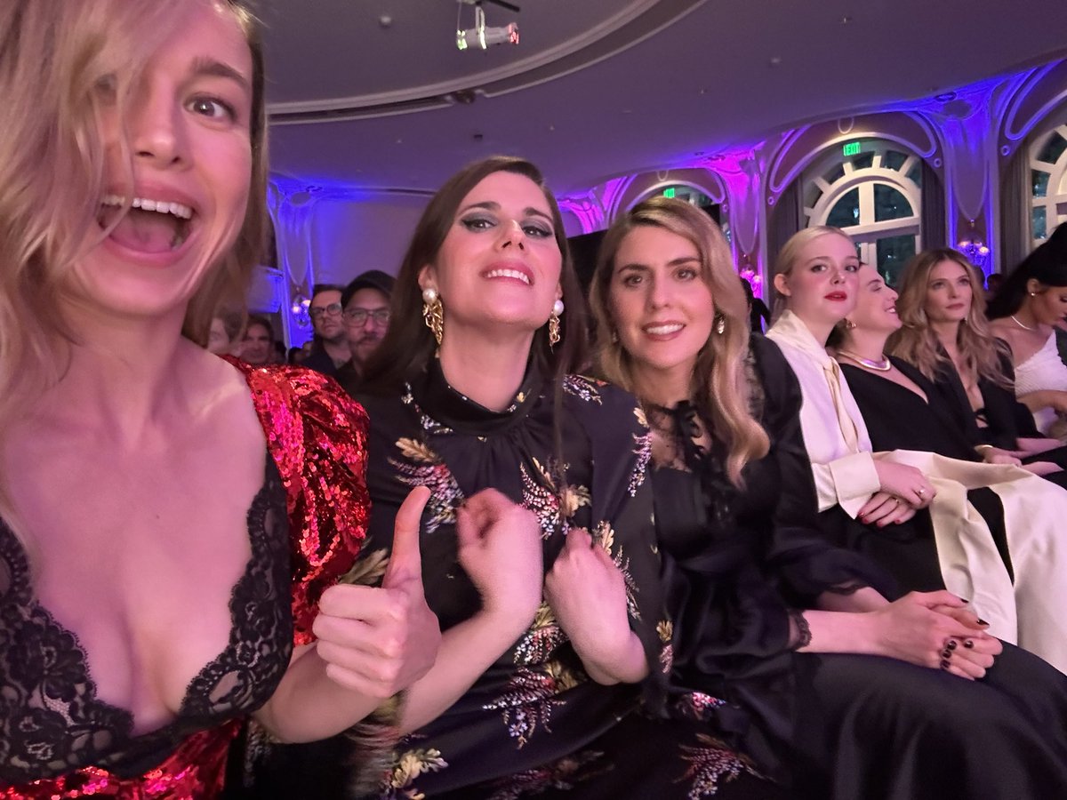 Brie Larson tweet media