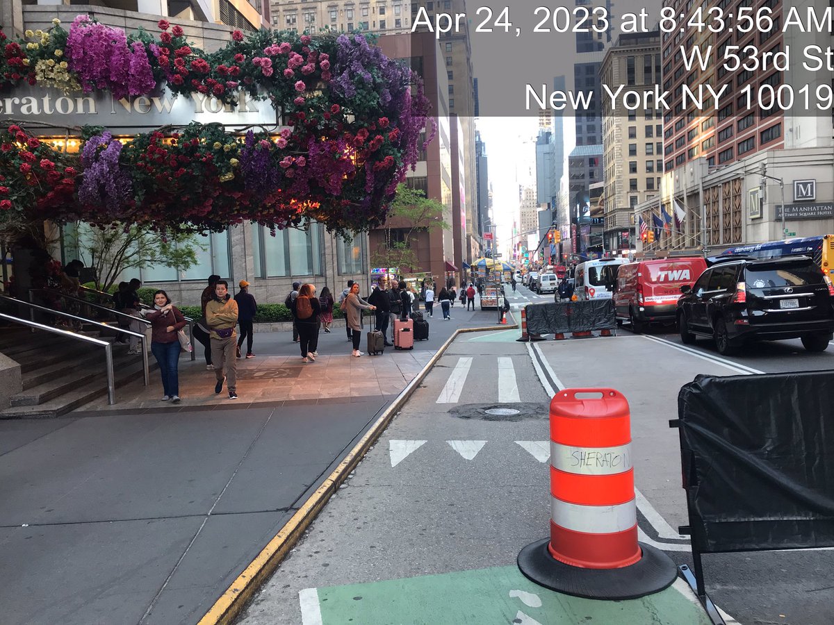 VeloFamilyNYC tweet media