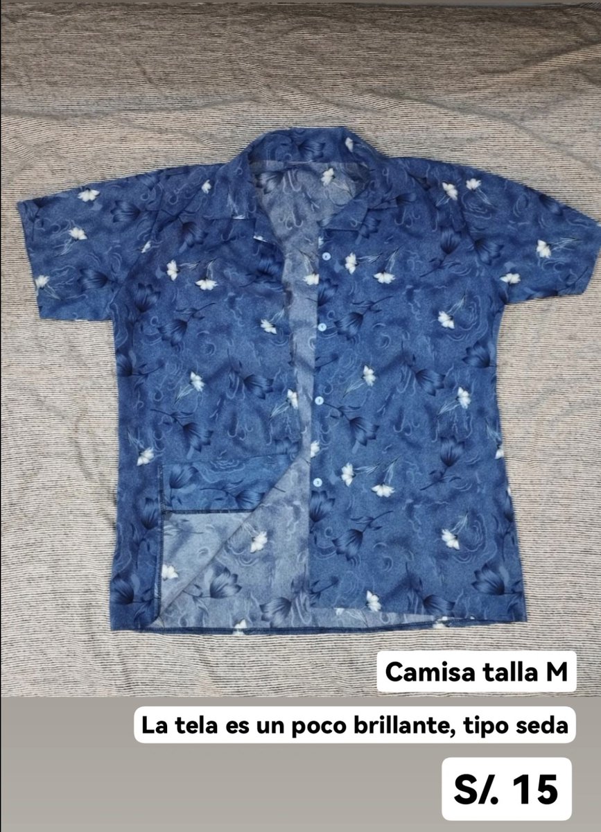 Mili_dreams's tweet photo. Holii!! :) Estaré vendiendo ropita que ya no uso hace tiempo por aquí. En cada foto sale la talla, la tela y el precio. Agradecería mucho que den RT por favor 🙏 https://t.co/JdUzrLXLwY