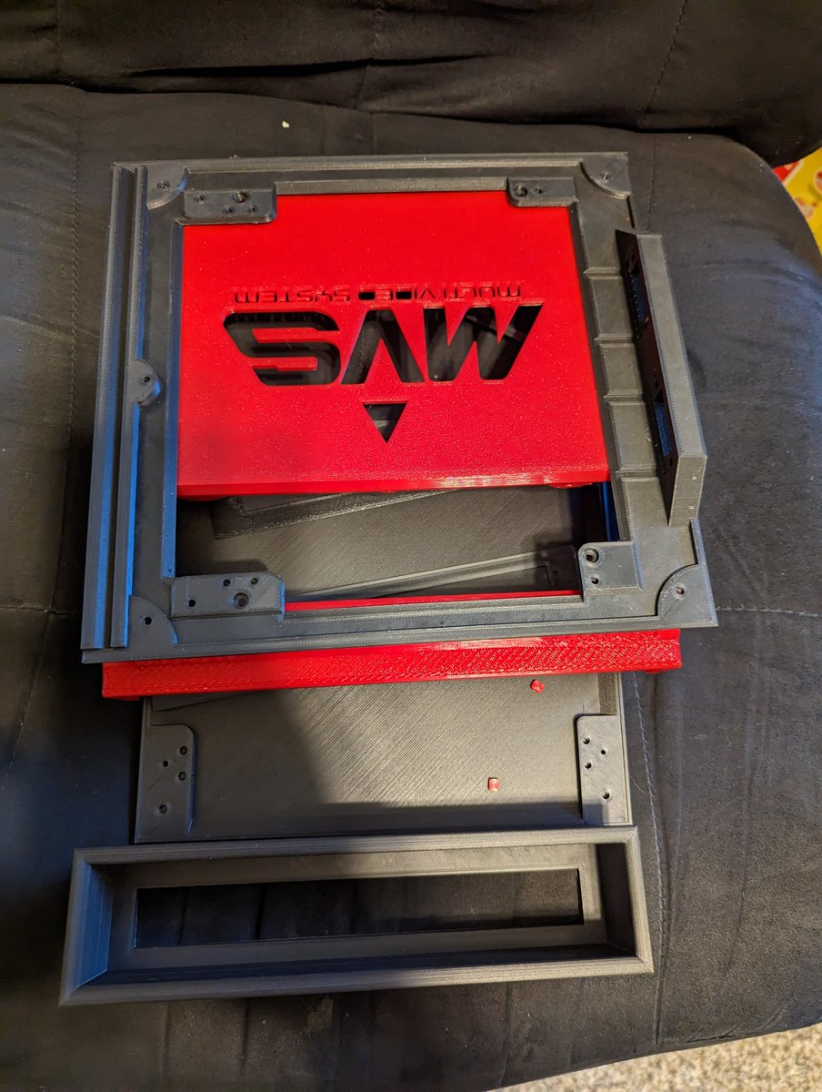 CableBoxMods's tweet image. Forgot to post this one. #OpenMVS kit finally arrived and got it all assembled. Turned out soooo awesome! I&apos;m going to re-print the bottom shell as a solid piece due to some warping, but it was way better than I expected! Such an awesome kit!!