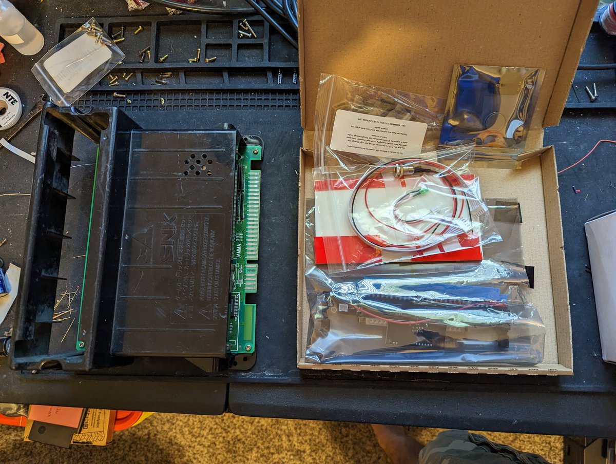 CableBoxMods's tweet image. Forgot to post this one. #OpenMVS kit finally arrived and got it all assembled. Turned out soooo awesome! I&apos;m going to re-print the bottom shell as a solid piece due to some warping, but it was way better than I expected! Such an awesome kit!!