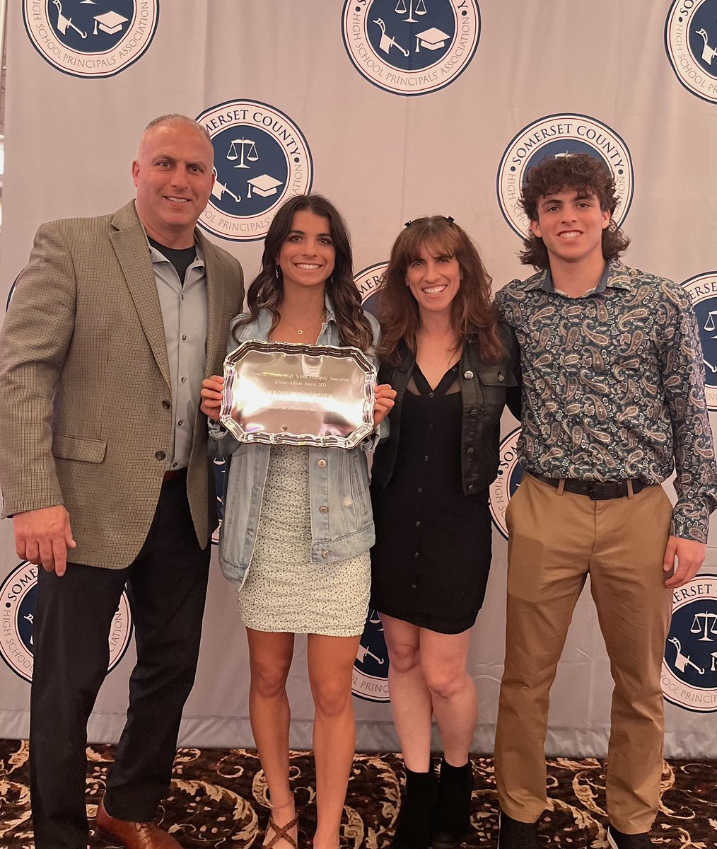 CoachScheier's tweet photo. How you do anything
IS HOW YOU DO EVERYTHING!
So PROUD of @maddiescheier for being named one of Somerset County Interscholastic Athletic Association's SCHOLAR-ATHLETES of the Year!
#SmartAndFast https://t.co/CrK2uL9zpb