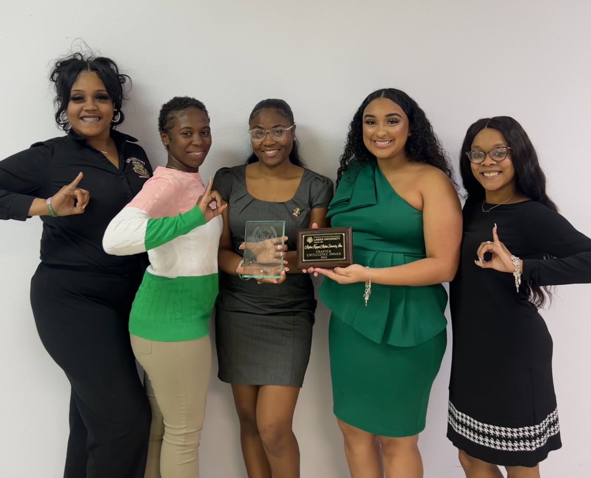 lamar_akas's tweet photo. The Illustrious Zeta Beta Chapter of Alpha Kappa Alpha Sorority, Incorporated would like to thank Lamar University Greek Life for awarding us with the CHAPTER EXCELLENCE AWARD &amp; the CHAPTER PRESIDENT OF THE YEAR AWARD for the 2022-2023 school year!! 💗💚 @GreekCouncil_LU https://t.co/AcaQ3Nzhj4