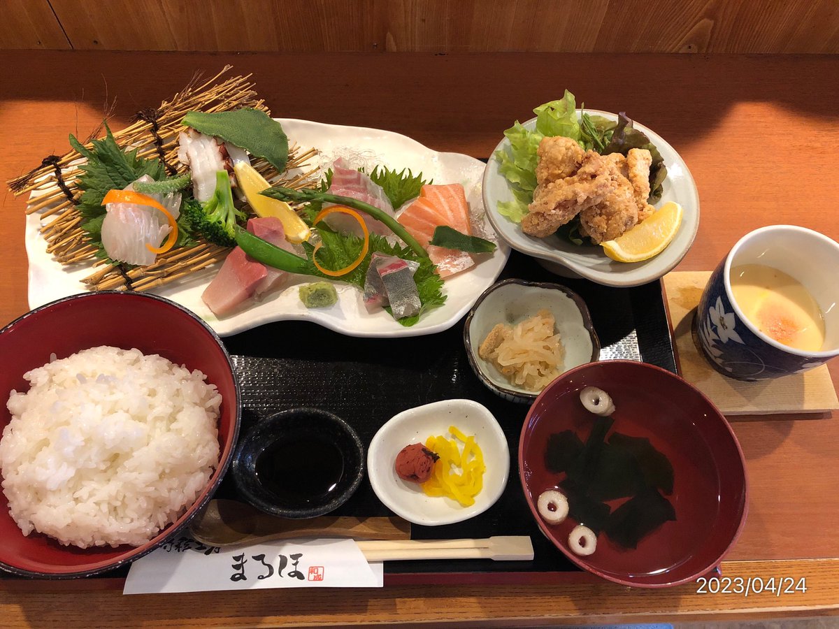 MIKI26746934's tweet photo. 230424001 #Maruho on #Karato in #Shimonoseki in #Yamaguchi in #Japan. #NamikiPoint4 下関市役所裏にある仕出しを主体にしてる和食店。ランチの旬菜お造り膳税込1680円。いつも美味しい^_^ https://t.co/2sArYwTHLX https://t.co/U7JTKxQ2zI