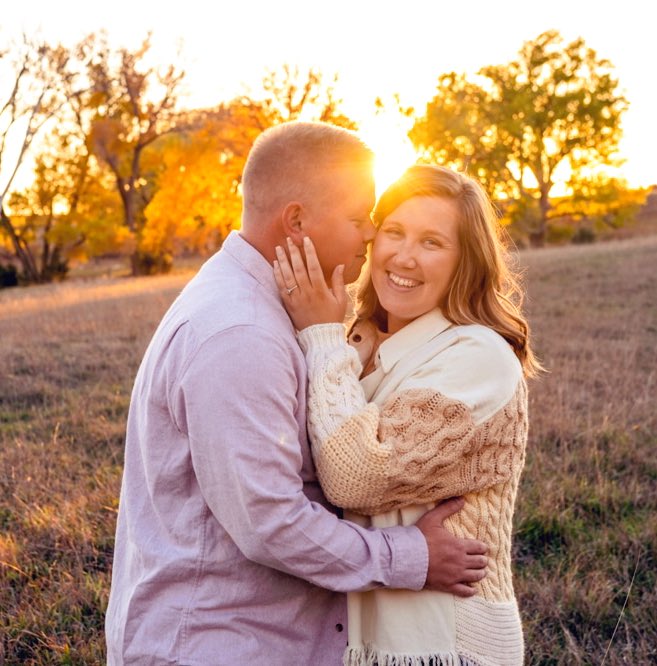 kassiem11's tweet photo. Hey hi hello so long no tweet !! 

Life update // 25 days until I marry my best friend 💍♥️♥️♥️ 

Ok bye for now 😇 https://t.co/Qsj56WlO2f