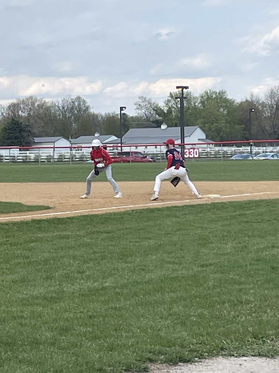 EspAm2026's tweet photo. Lot of fun watching our guys compete against each other in HS ball...@aj_baron23 @ZachToma2424 @daveMedlin4 @TaddGibby24 
#esptrained #espfamily https://t.co/dXKVPPybp9
