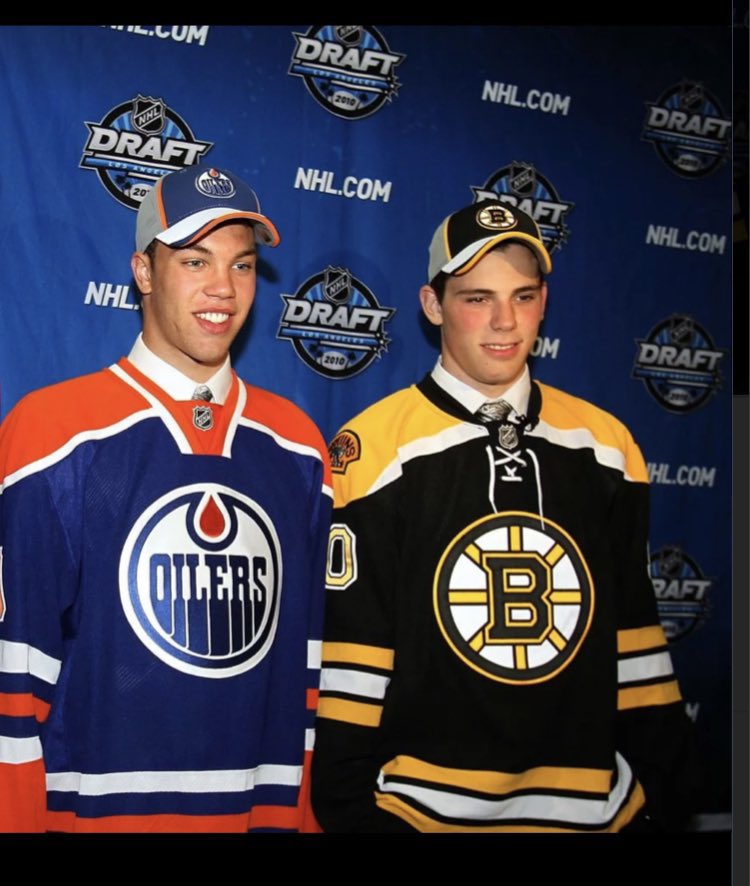 meth_bear's tweet photo. Came across this hilarious photo of noted Bruin, Taylor Hall (who is a Boston Bruin) at the NHL Draft wearing an Edmonton Oilers sweater. 

Also pictured: Tyler Seguin https://t.co/nmA7xPlbe0