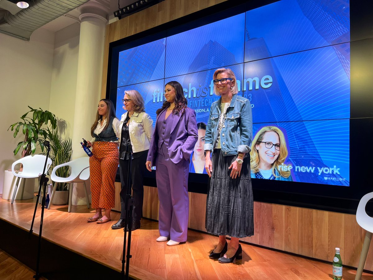 Dana_Taormina's tweet photo. It was great to spend the night with so many incredible women and hear their amazing stories! So motivational 🙌🏻 Cheers @nicolecasperson for a great #FINTECHISFEMME event! 🍾@ENVDani @SallieKrawcheck @luledemmissie @SabrinaScarpa https://t.co/M52UhwJ0ho